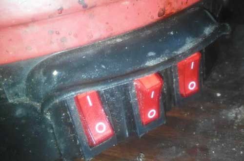 電熱鍋開關(guān)損壞 電熱鍋開關(guān)損壞